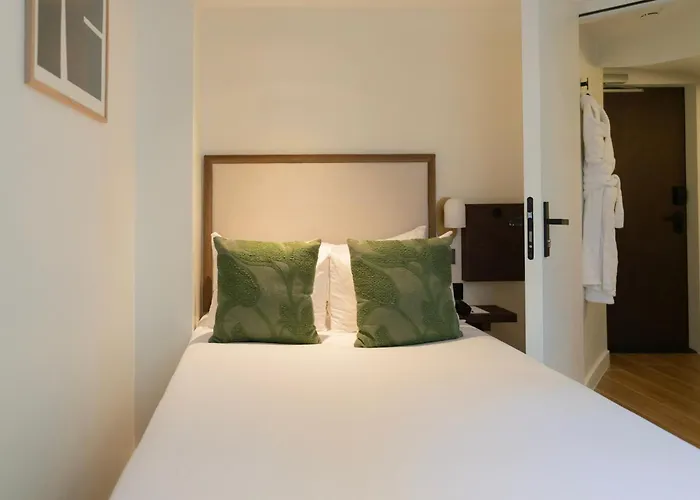Le Lampika Hotel
